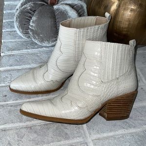 Cream | White Cowgirl Boots